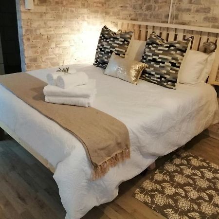 Pillow Place Parys Esterno foto