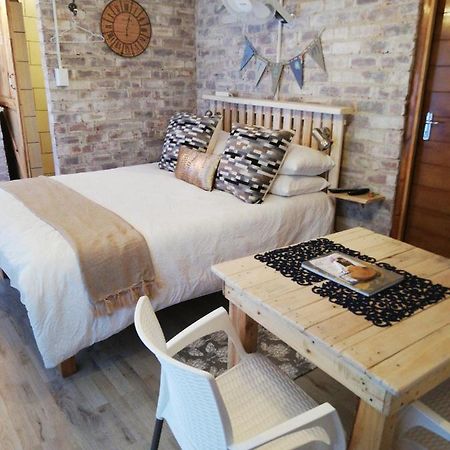 Pillow Place Parys Esterno foto